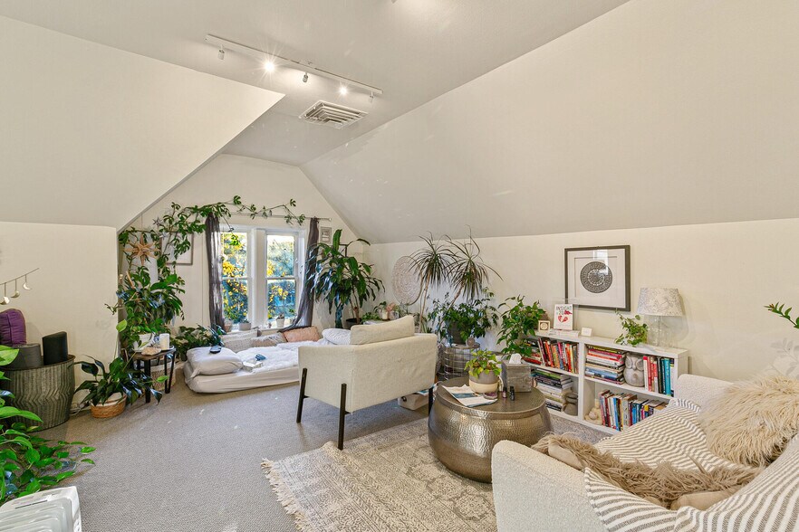 More Photos Of 1557 Ogden St, Denver Office Residential For Sale