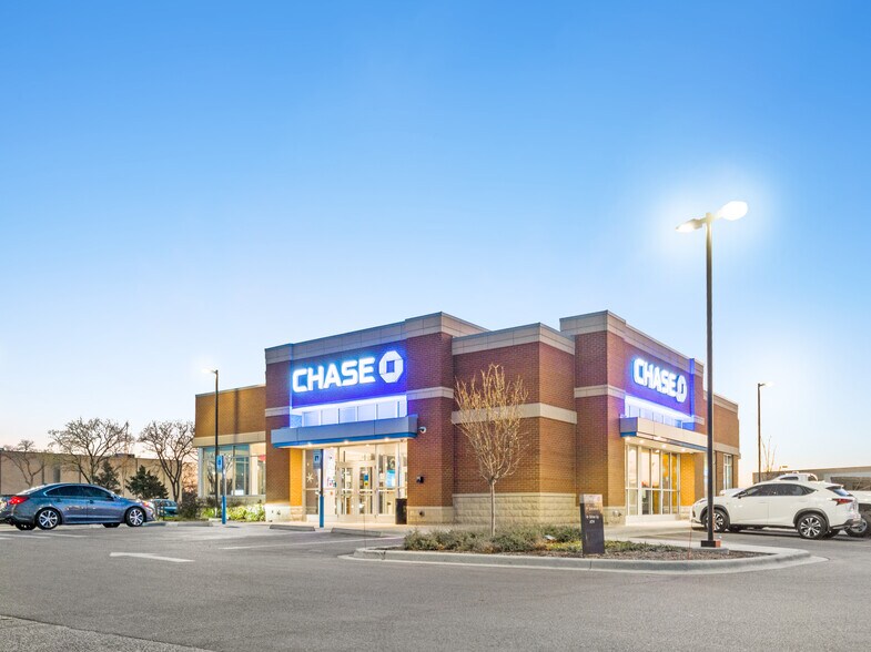 More Photos Of 239 Golf Rd, Niles Unknown For Lease