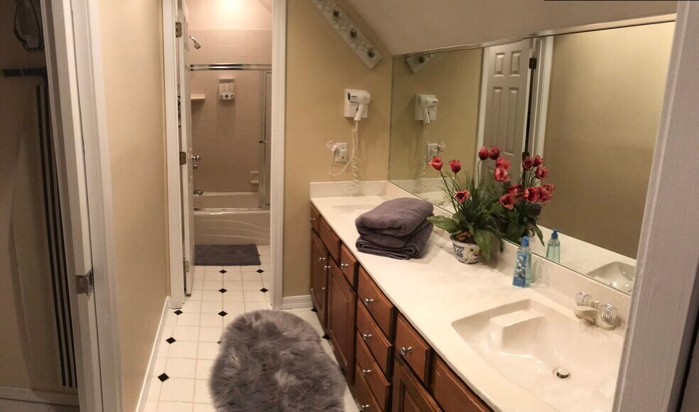 More Photos Of 724 Sharp Rd, Sevierville Hospitality For Sale