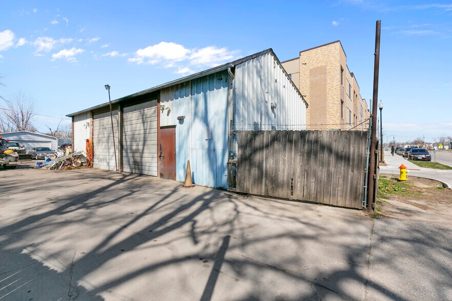 More Photos Of 1116 N 20th St, Omaha Warehouse For Sale