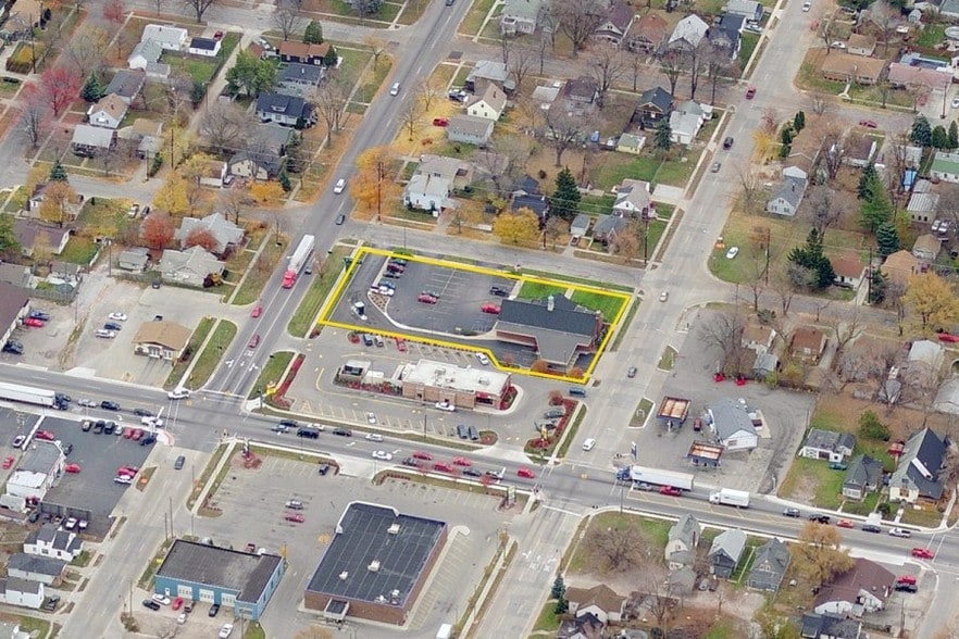 More Photos Of 1617 23rd St, Port Huron Bank For Sale