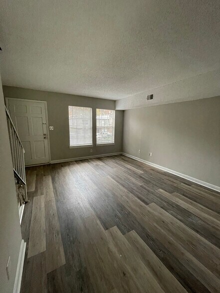 More Photos Of 1401 Carson Rd, Birmingham Multifamily For Sale