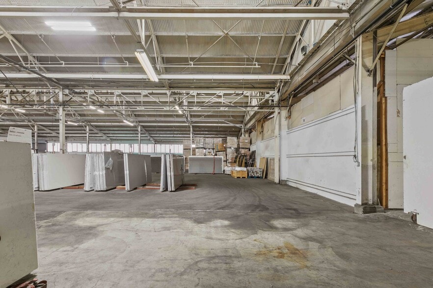 More Photos Of 3255 Saco St, Vernon Warehouse For Lease