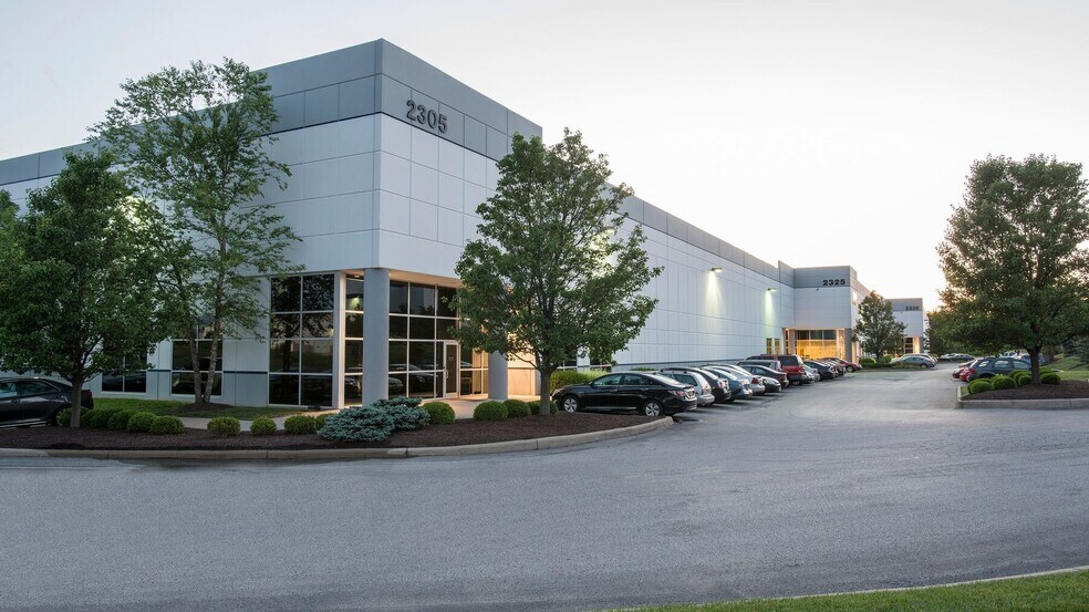 More Photos Of 2305-2335 Global Way, Hebron Warehouse For Lease