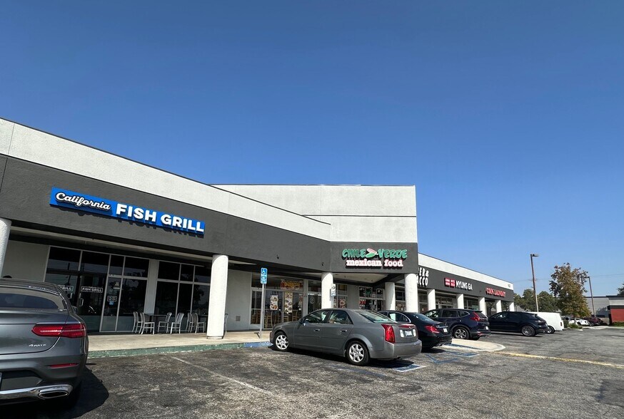 More Photos Of 1401-1451 W Artesia Blvd, Gardena Unknown For Lease