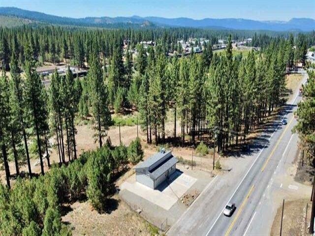 More Photos Of 620 E Sierra Ave, Portola Restaurant For Sale