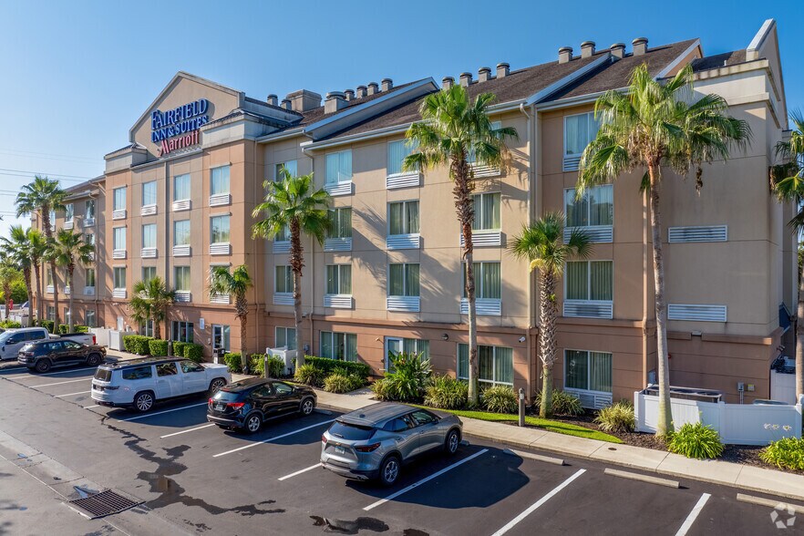 More Photos Of 4735 Helen Hauser Blvd, Titusville Hotel For Sale