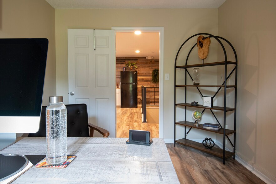 More Photos Of 12 Boardwalk Pl, Seneca Medical For Lease