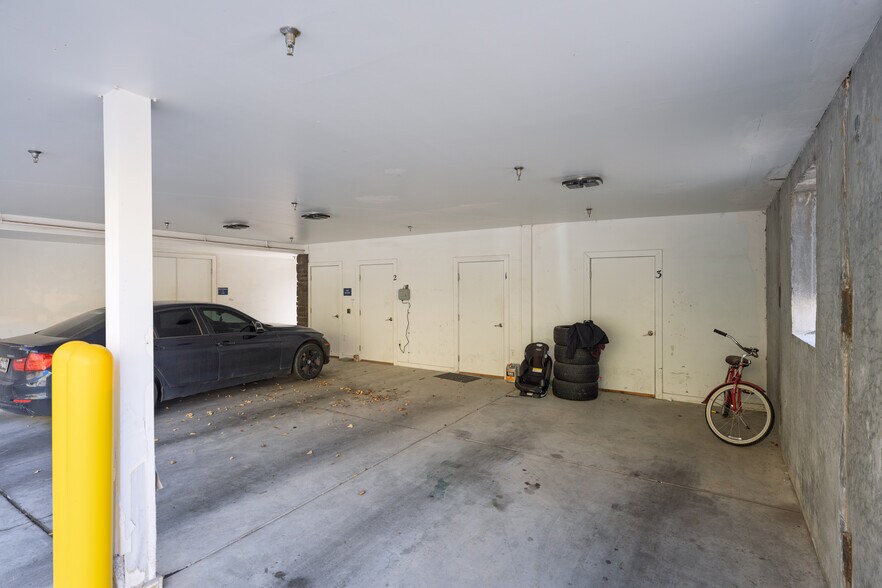 More Photos Of 855 W Broadway Ave, Jackson Apartments For Sale