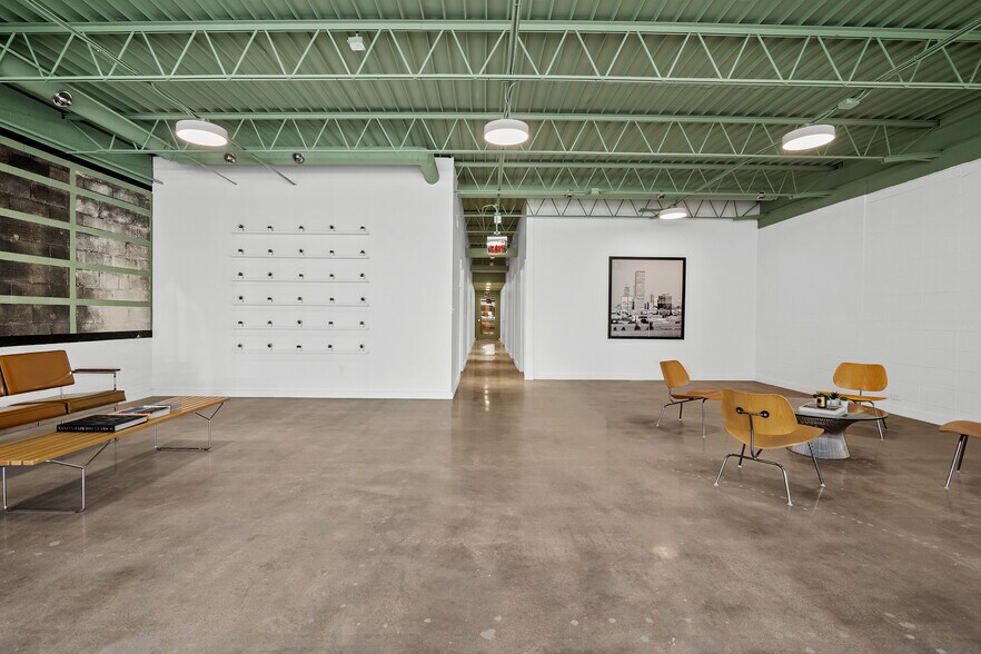 More Photos Of 1625 S Boston Ave, Tulsa Office For Lease