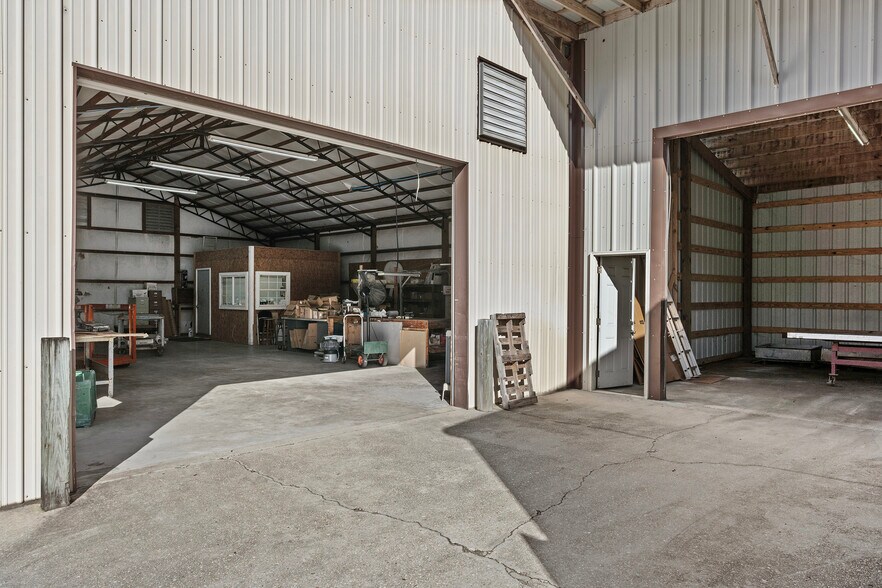 More Photos Of 3100 Adora Teal Way, Crestview Industrial For Sale