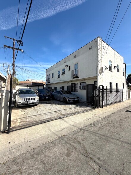 More Photos Of 757 Leonard Ave, Los Angeles Apartments For Sale