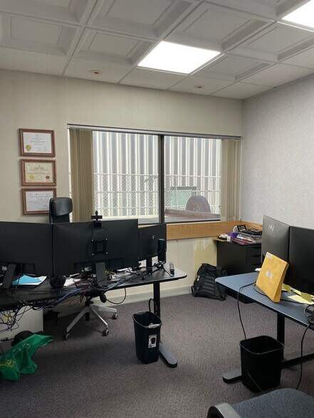 More Photos Of 15330 123 Av NW, Edmonton Warehouse For Sale