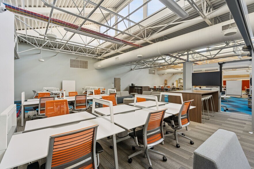 More Photos Of 2387 Clements Ferry Rd, Charleston Office For Lease