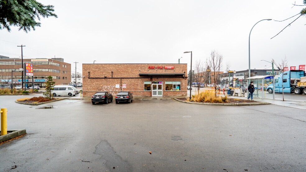 More Photos Of 10909 107 Av NW, Edmonton Service Station For Sale
