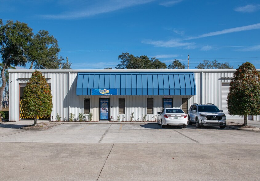 More Photos Of 4850 Collins Rd, Jacksonville Warehouse For Lease
