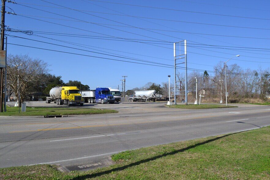 Primary Photo Of 1303 N University Ave, Lafayette Land For Sale