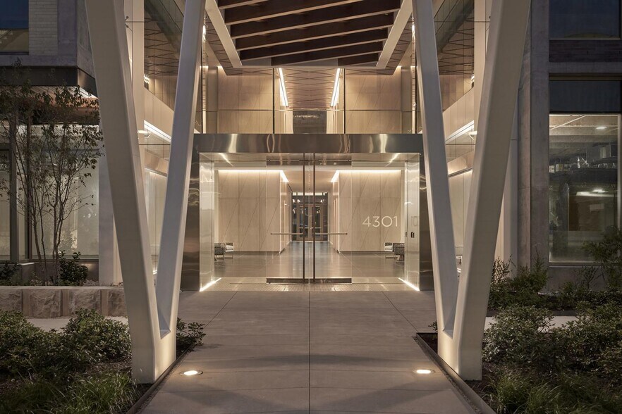 More Photos Of 4301 Bull Creek Rd, Austin Office For Lease