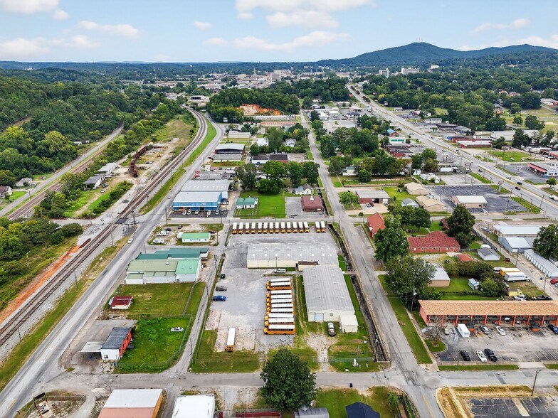 More Photos Of 512 S Wilmer Ave, Anniston Warehouse For Sale