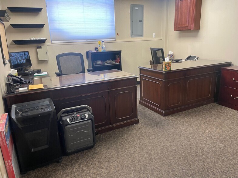 More Photos Of 2325 Sinton Rd, Colorado Springs Warehouse For Lease