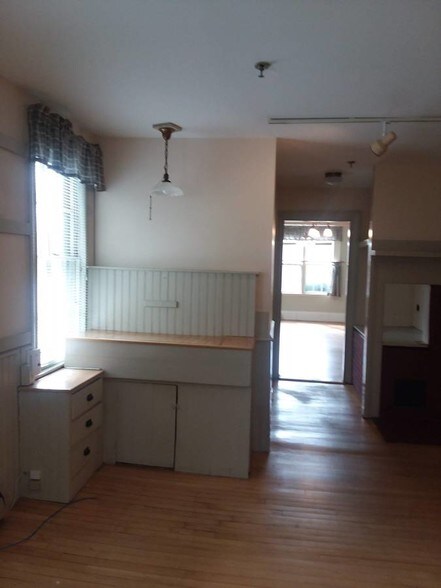 More Photos Of 67 Pine St, Bangor Office For Lease