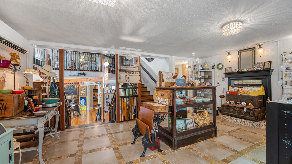 More Photos Of 15895 N State Highway 5, Sunrise Beach General Retail For Sale