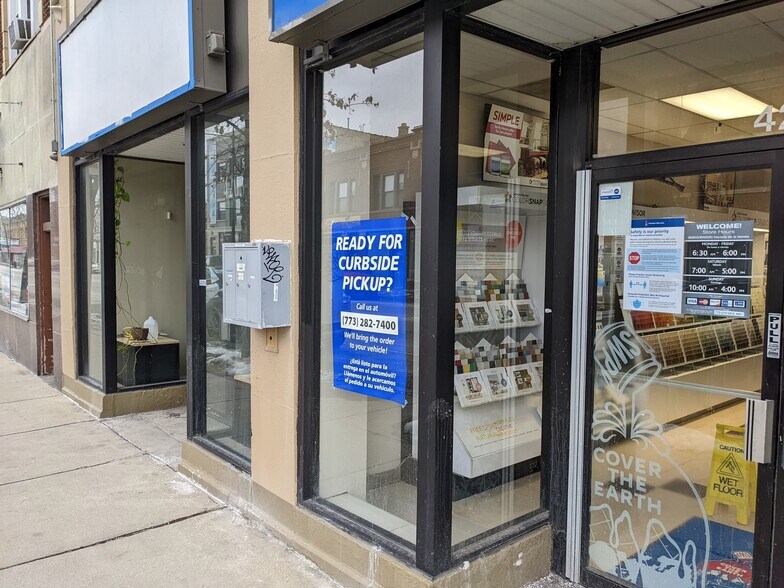 More Photos Of 4201-4203 N Milwaukee Ave, Chicago Storefront Retail Office For Lease