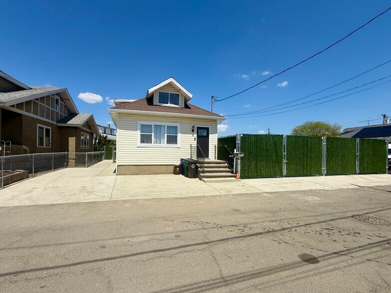 More Photos Of 10 3rd St, Rosedale Land For Lease