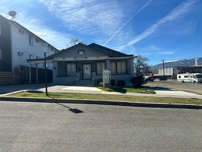 Primary Photo Of 72 Burns St, Reno Storefront Retail Residential For Lease