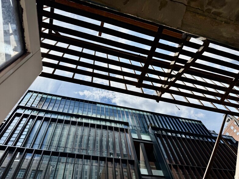More Photos Of 525 W 29th St, New York Storefront Retail Residential For Sale