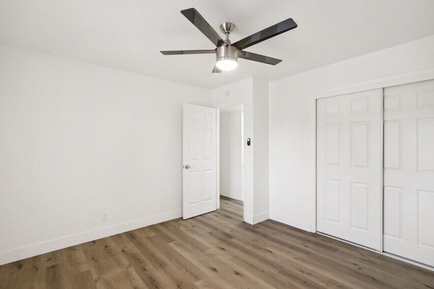 More Photos Of 2933 Eastern Ave, Sacramento Apartments For Sale