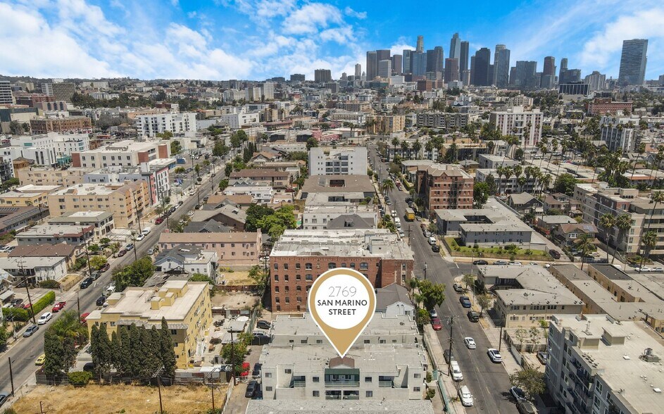 More Photos Of 2769 San Marino St, Los Angeles Apartments For Sale