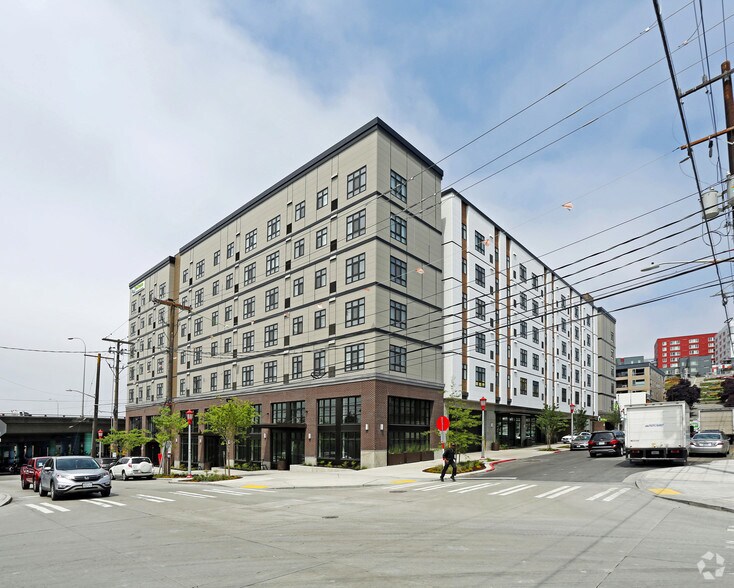 Primary Photo Of 913 S Jackson St, Seattle Apartments For Lease