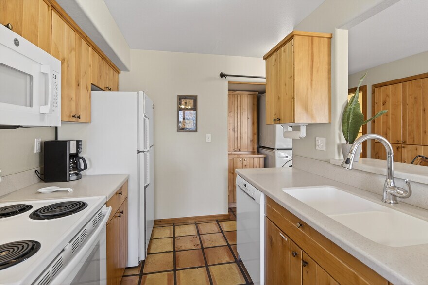 More Photos Of 3414 La Camino dr, Moab Specialty For Sale