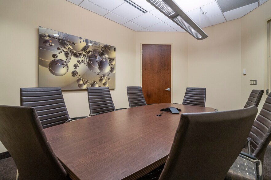 More Photos Of 7230 Lee Deforest Dr, Columbia Office For Lease