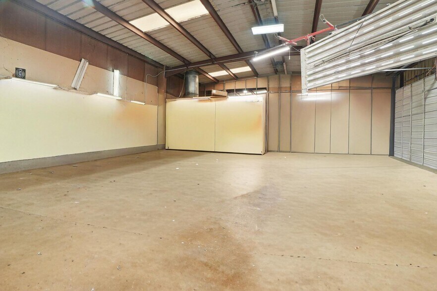 More Photos Of , Baton Rouge Industrial For Sale