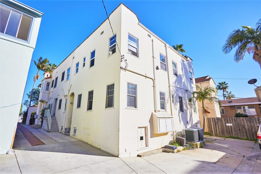 More Photos Of 1813-1817 Grace Ave, Los Angeles Apartments For Sale