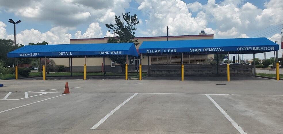 More Photos Of 2030 Highway 6 S, Houston Carwash For Sale