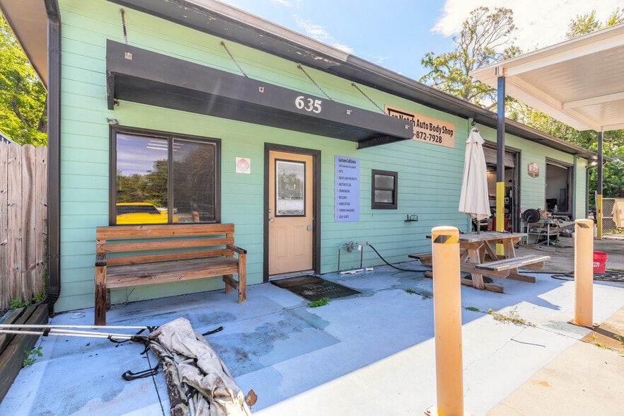 More Photos Of 635 Carswell Ave, Holly Hill Auto Repair For Sale