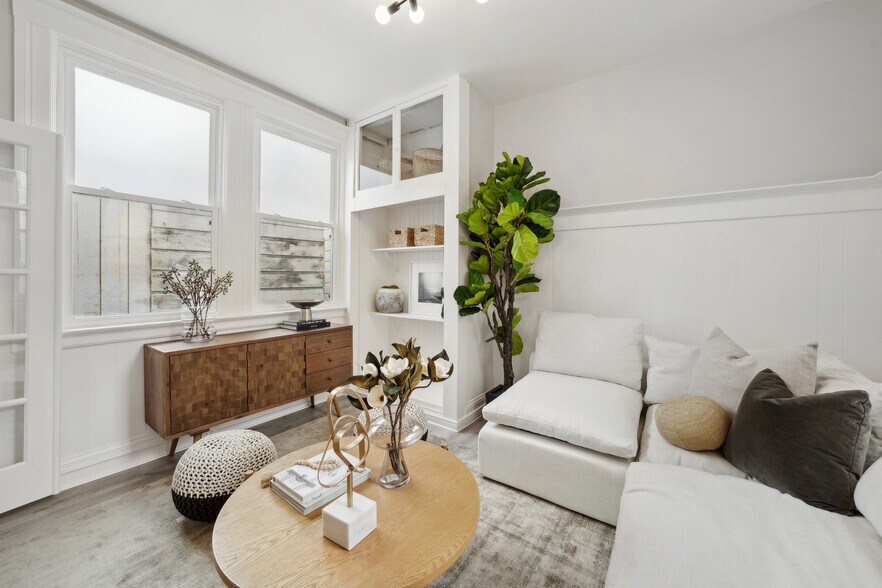 More Photos Of 17-19 Card Aly, San Francisco Apartments For Sale