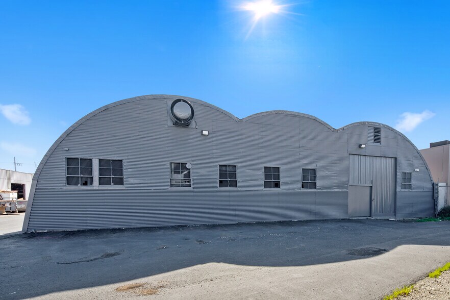 More Photos Of 244 Napoleon St, San Francisco Warehouse For Sale