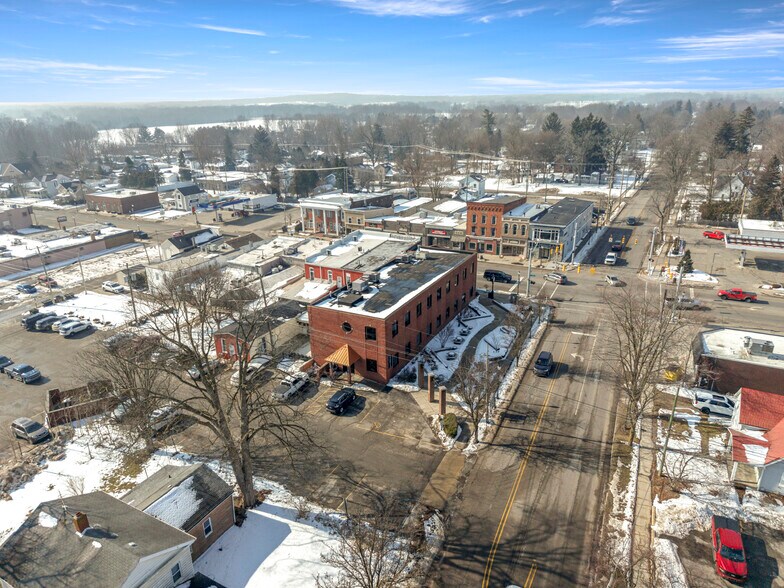 More Photos Of 107 S Main St, Almont Restaurant For Lease