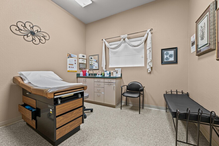 More Photos Of 4501 Medical Center Dr, McKinney Medical For Lease