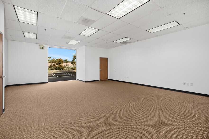 More Photos Of 26429 Rancho Pky, Lake Forest Research And Development For Lease