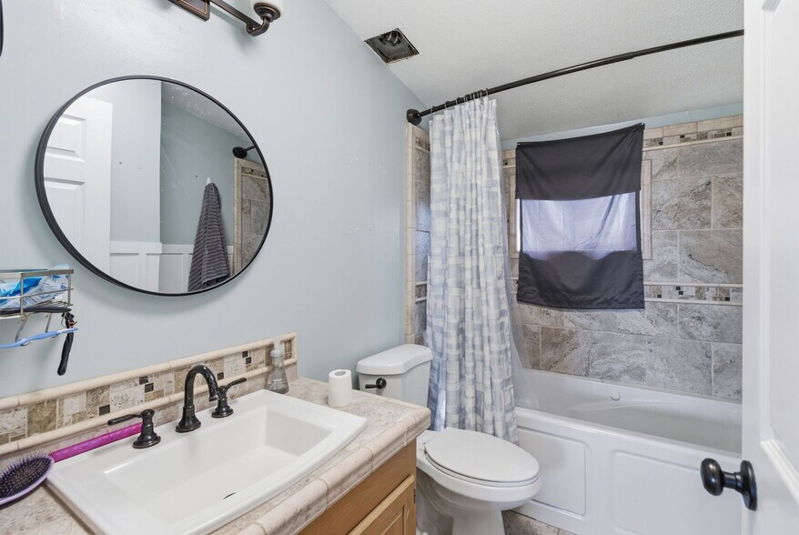 More Photos Of 29850 Kelso St, Eugene Industrial For Sale