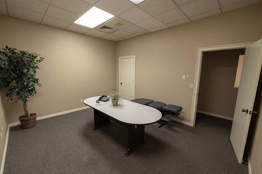 More Photos Of 5608 SE 113th St, Belleview Office For Lease