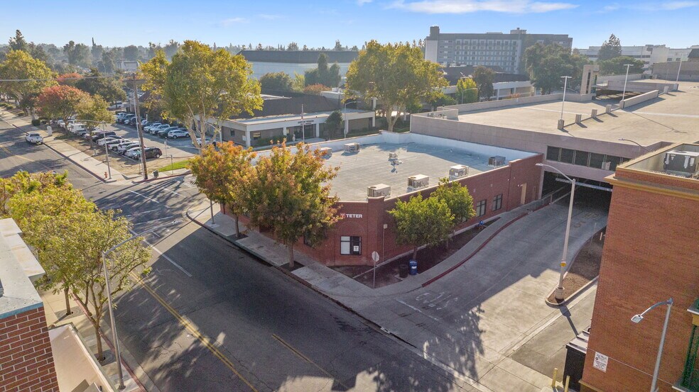More Photos Of 125 S Bridge St, Visalia Office For Sale
