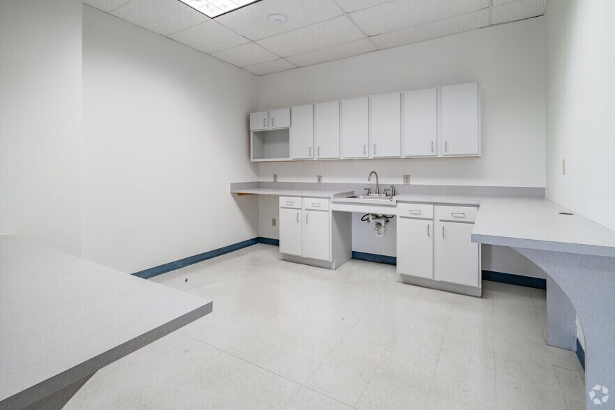 More Photos Of , San Antonio Office For Sale