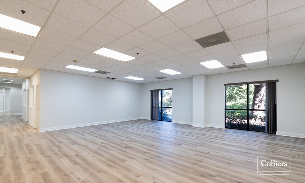 More Photos Of 415 Jessen Ln, Charleston Industrial For Sale