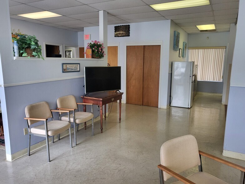 More Photos Of 1121 Route 47, Rio Grande Freestanding For Sale